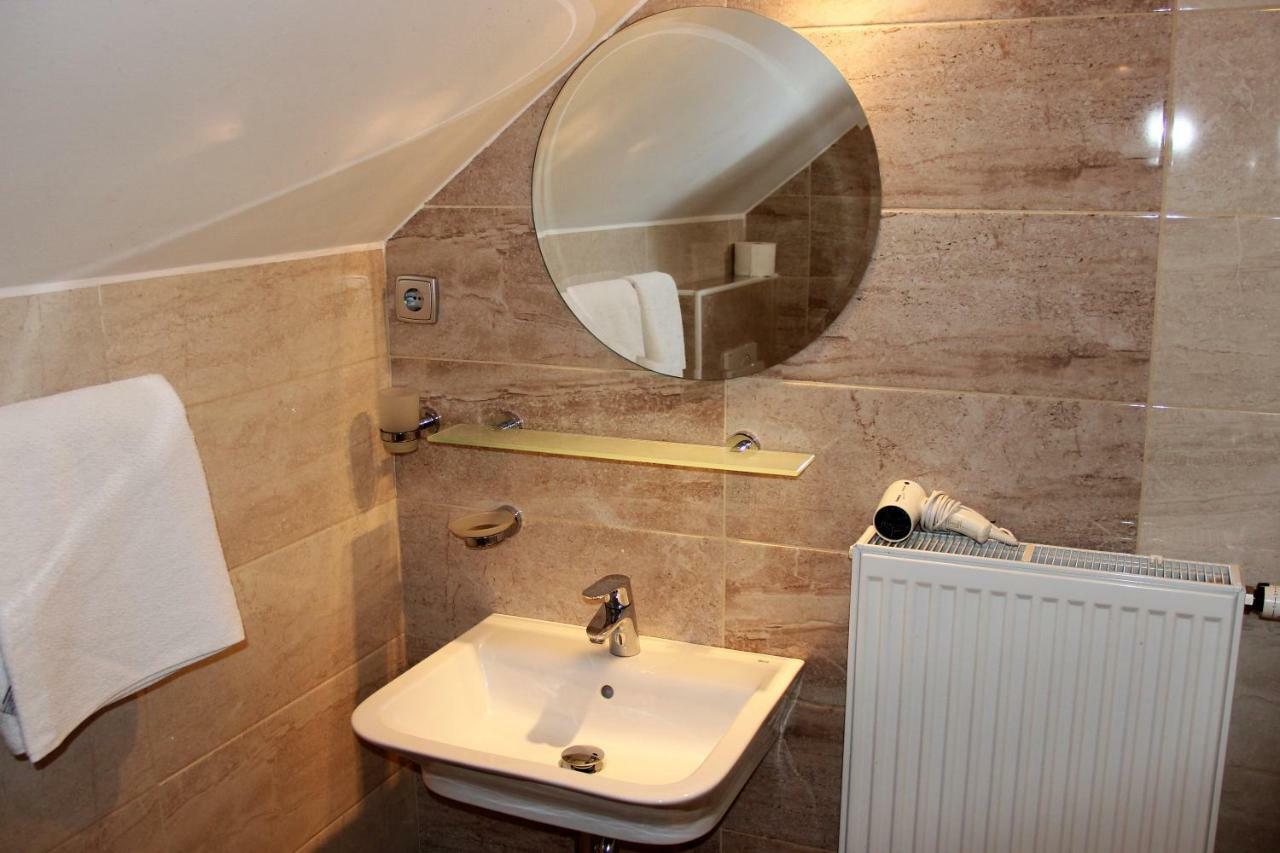Apartments Koblar كْرانْيِسكا غورا المظهر الخارجي الصورة